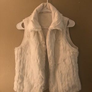 Reversible white winter vest